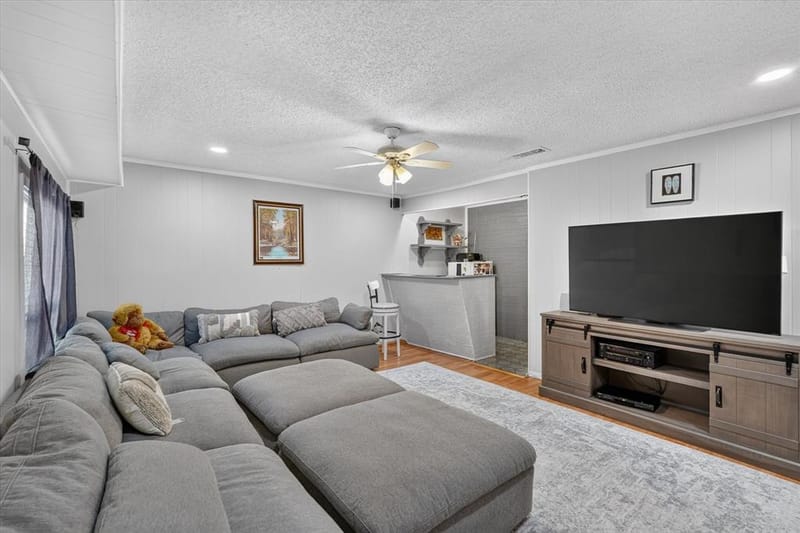 1007 Wildwood Drive, Arlington TX 76011 - Photo 8