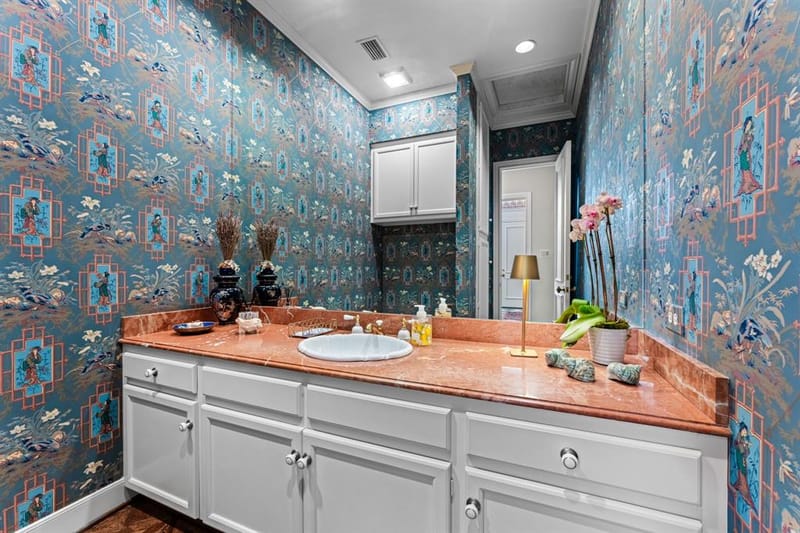 17 Stonecourt Circle, Dallas TX 75225 - Photo 4