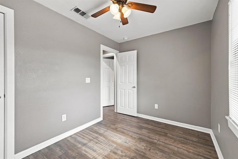 915 N Throckmorton Street, Sherman TX 75090 - Photo 27