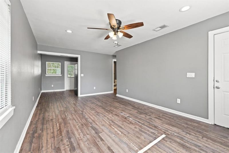915 N Throckmorton Street, Sherman TX 75090 - Photo 7