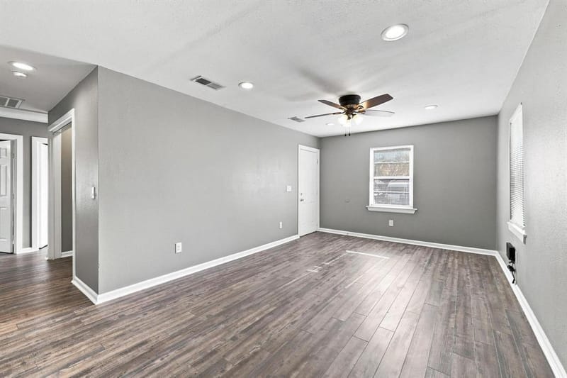 915 N Throckmorton Street, Sherman TX 75090 - Photo 9