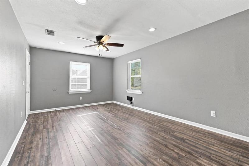 915 N Throckmorton Street, Sherman TX 75090 - Photo 10
