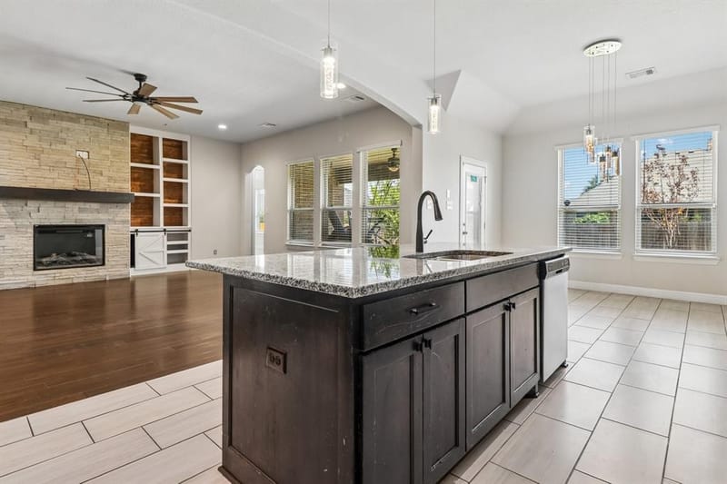 609 Richard Street, Crowley TX 76036 - Photo 13