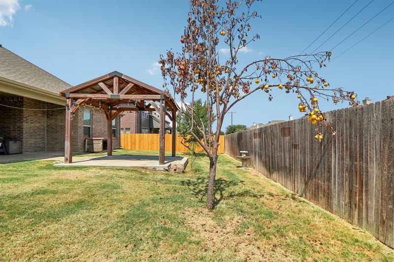 609 Richard Street, Crowley TX 76036 - Photo 37