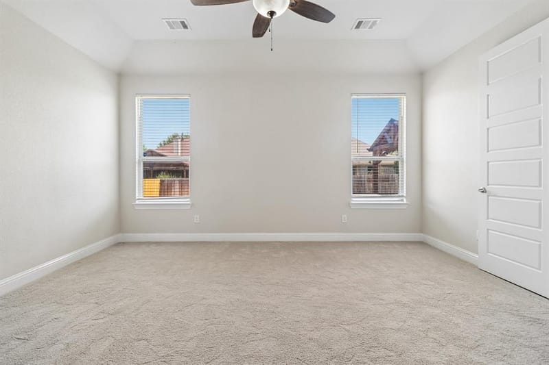 609 Richard Street, Crowley TX 76036 - Photo 19