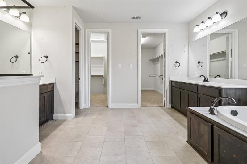 609 Richard Street, Crowley TX 76036 - Photo 21