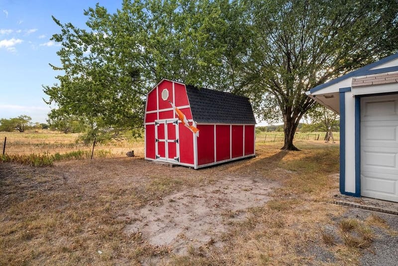 303 Pump House Road, Ennis TX 75119 - Photo 30