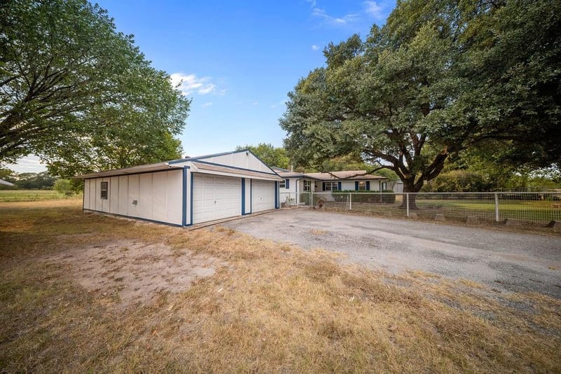 303 Pump House Road, Ennis TX 75119 - Photo 31