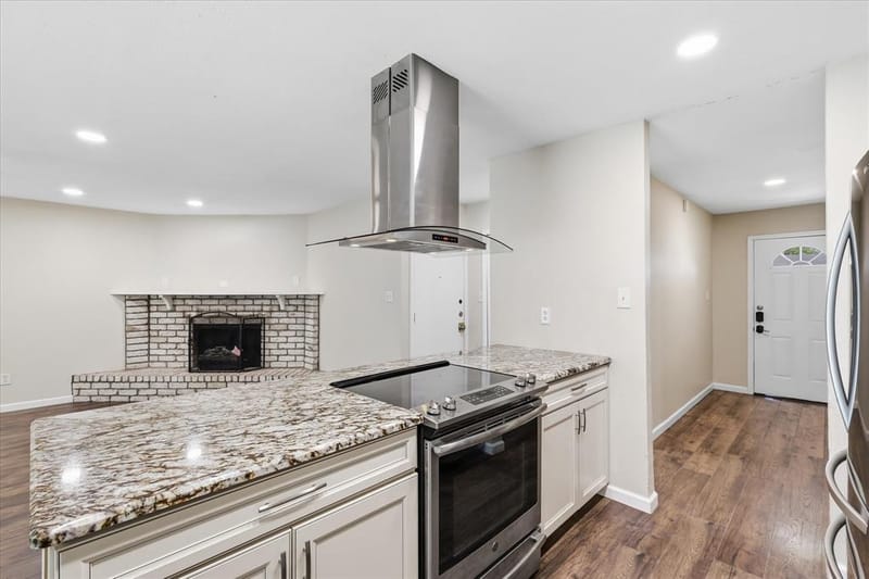 5561 Rutledge Drive, The Colony TX 75056 - Photo 4
