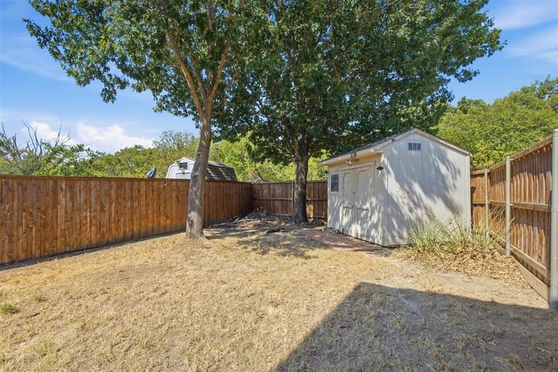 554 Continental Drive, Lewisville TX 75067 - Photo 18