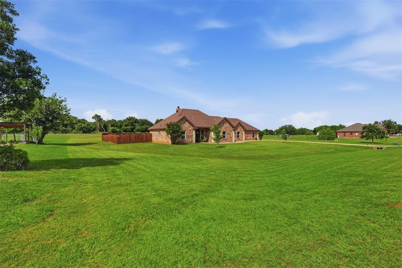 2425 Pecan Springs Road, Cleburne TX 76031 - Photo 6