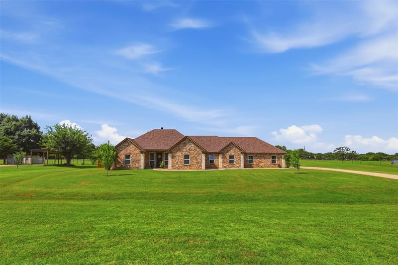 2425 Pecan Springs Road, Cleburne TX 76031 - Photo 3