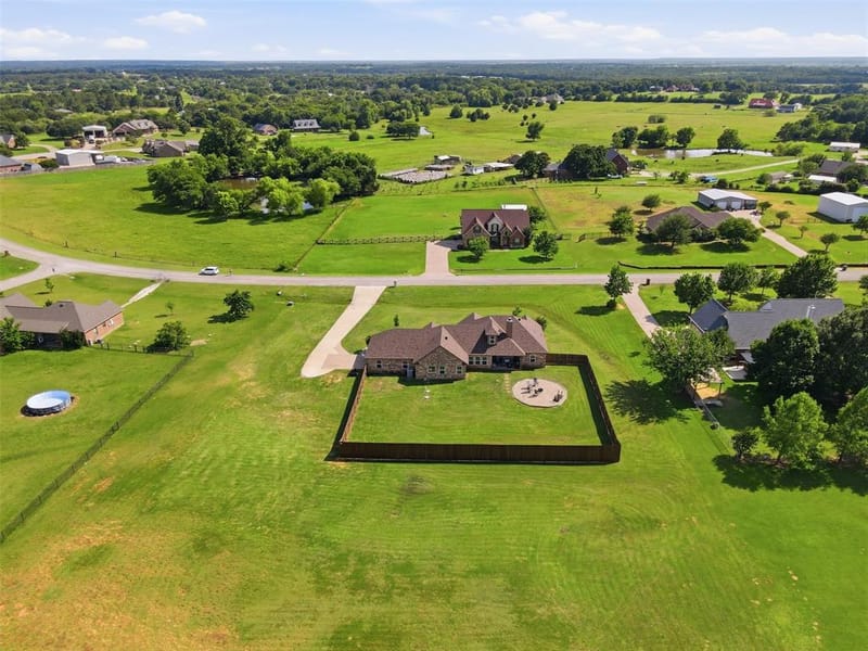 2425 Pecan Springs Road, Cleburne TX 76031 - Photo 37
