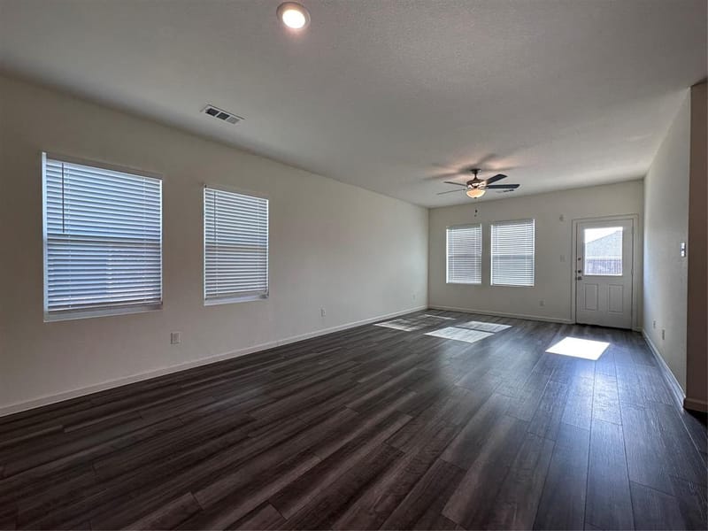 1617 Braeburn Lane, Fort Worth TX 76052 - Photo 6