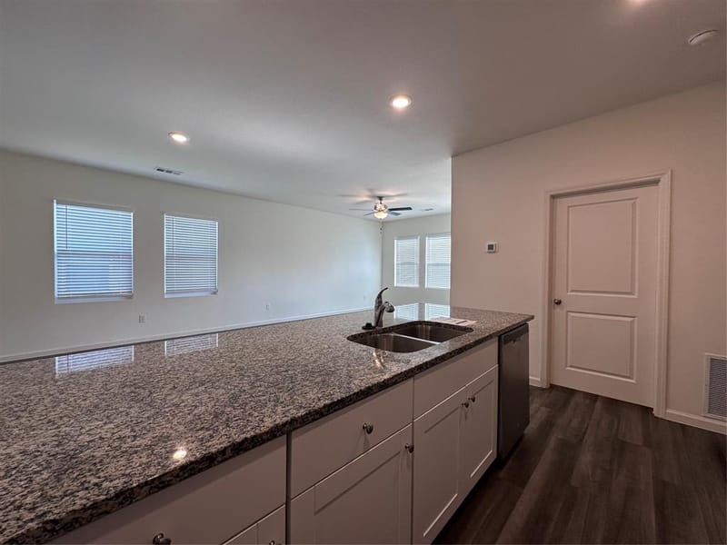 1617 Braeburn Lane, Fort Worth TX 76052 - Photo 5