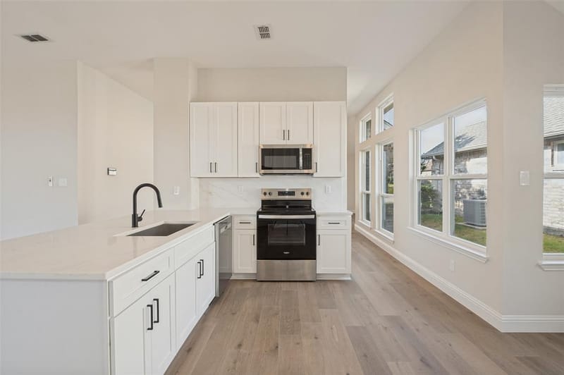 5849 Baker Drive, The Colony TX 75056 - Photo 8