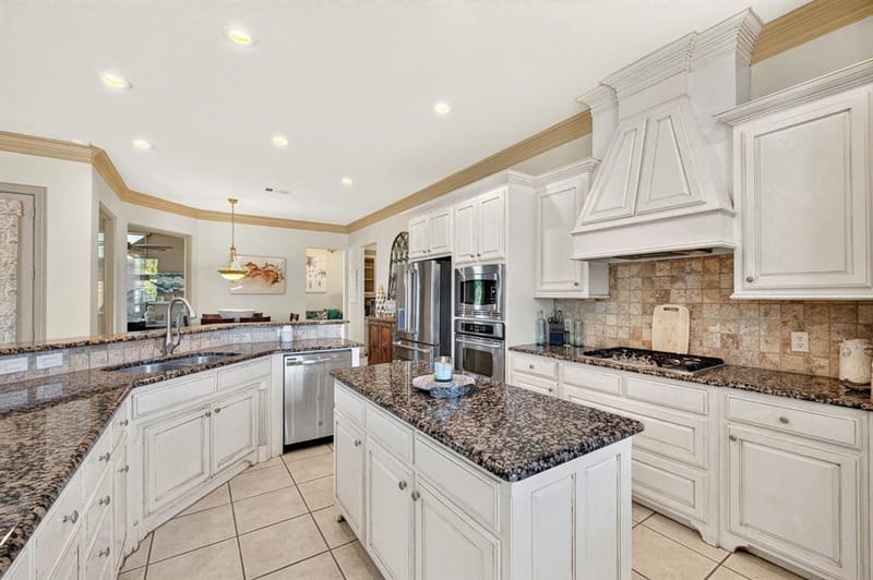 3833 Eagles Nest Trail, Burleson TX 76028 - Photo 13