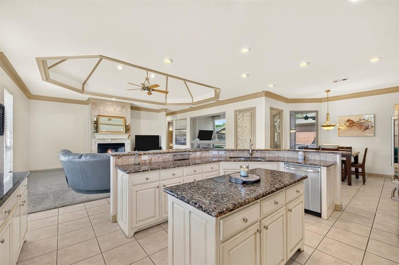 3833 Eagles Nest Trail, Burleson TX 76028 - Photo 12