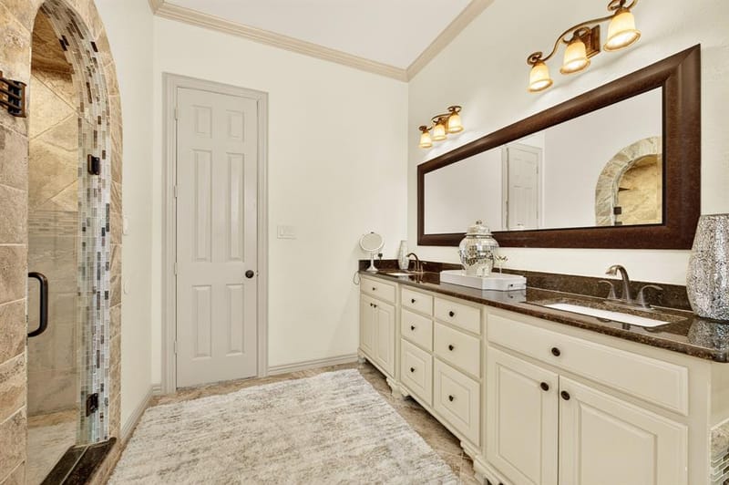 3833 Eagles Nest Trail, Burleson TX 76028 - Photo 9