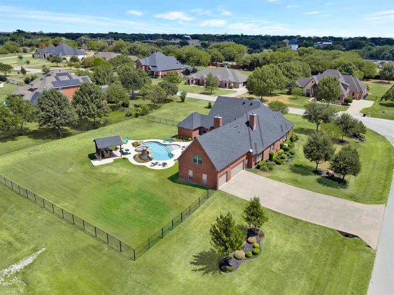 3833 Eagles Nest Trail, Burleson TX 76028 - Photo 33