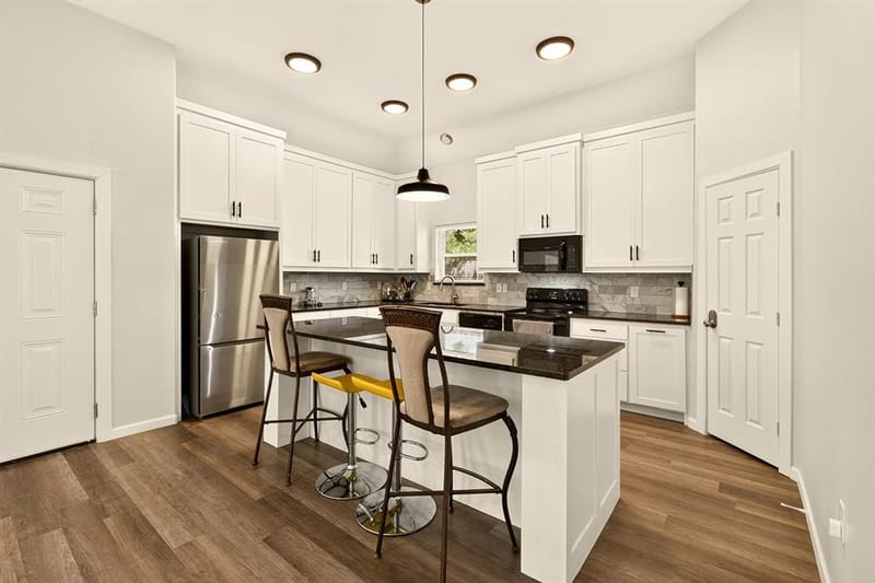 807 Dr Martin Luther King Jr Boulevard, Waxahachie TX 75165 - Photo 11