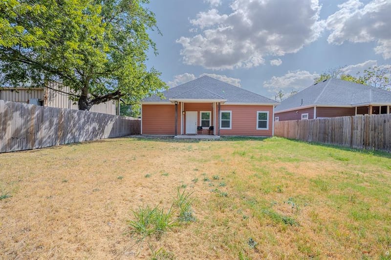 807 Dr Martin Luther King Jr Boulevard, Waxahachie TX 75165 - Photo 19