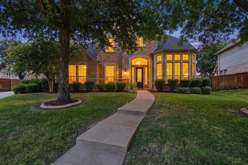 6769 Canal Court, Grand Prairie TX 75054