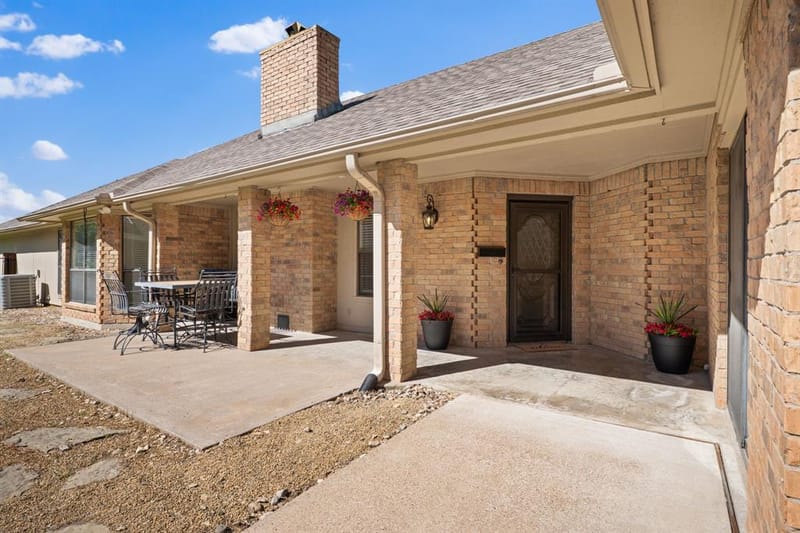 3111 Bonham Street, Greenville TX 75402 - Photo 6