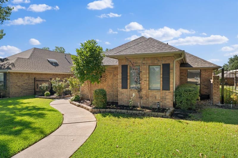 3111 Bonham Street, Greenville TX 75402 - Photo 3