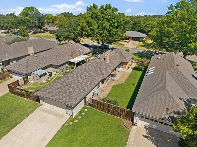 3111 Bonham Street, Greenville TX 75402 - Photo 32
