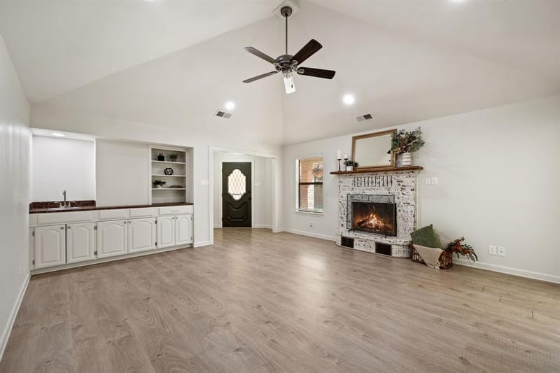 3111 Bonham Street, Greenville TX 75402 - Photo 9