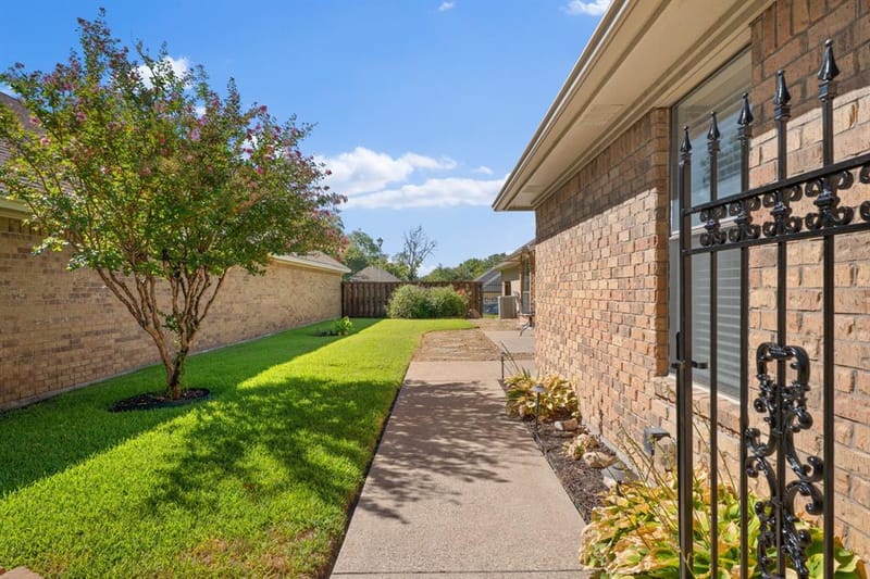 3111 Bonham Street, Greenville TX 75402 - Photo 4