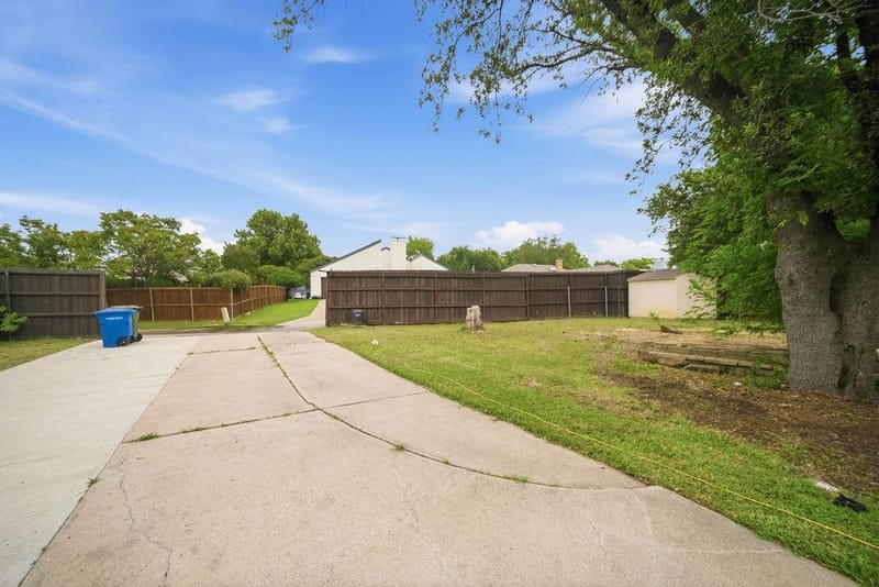 2705 Timberleaf Drive, Carrollton TX 75006 - Photo 16