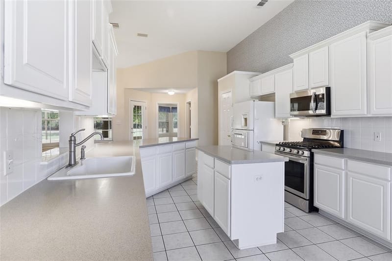 5654 Southfork Drive W, Royse City TX 75189 - Photo 12