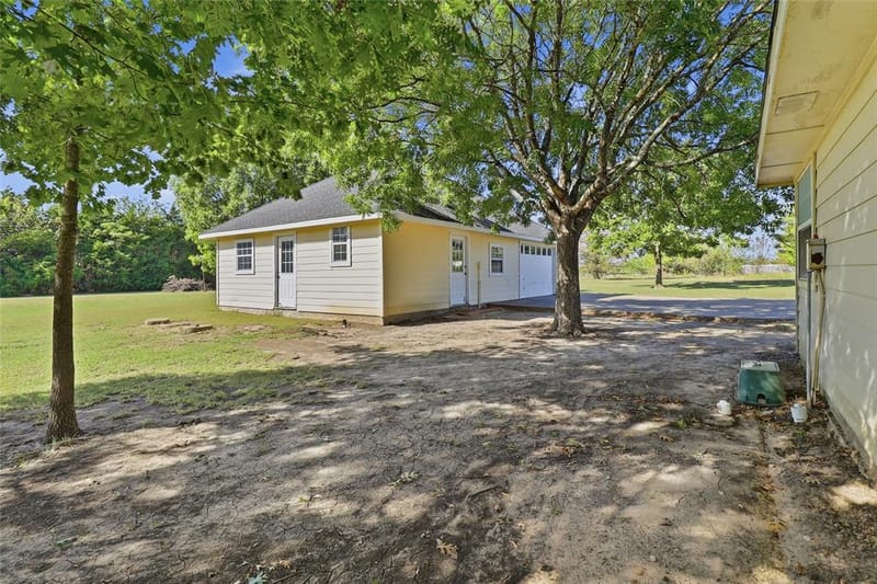 5654 Southfork Drive W, Royse City TX 75189 - Photo 32