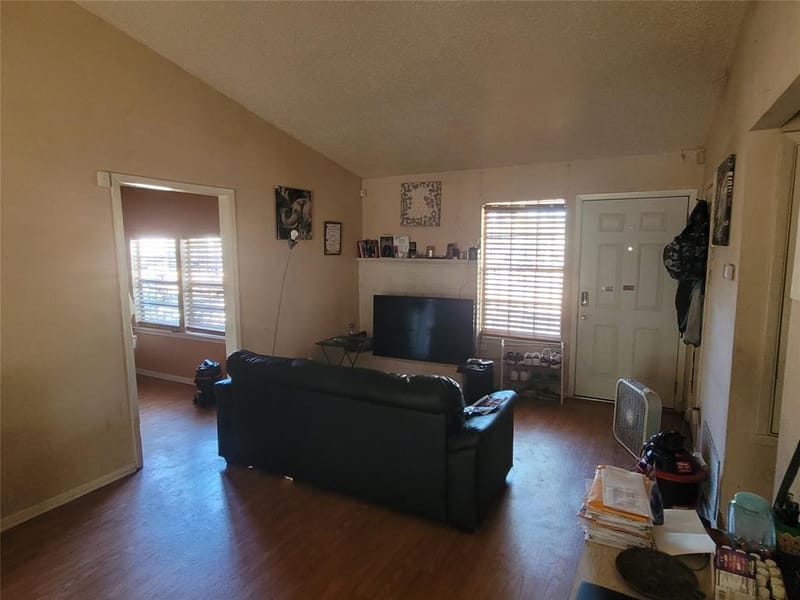 102 Buttercup Lane, Dallas TX 75217 - Photo 6