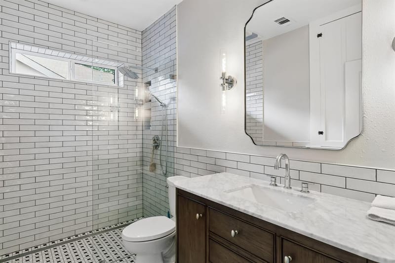 1011 Woodlawn Avenue, Dallas TX 75208 - Photo 16