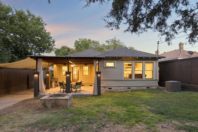 1011 Woodlawn Avenue, Dallas TX 75208 - Photo 24