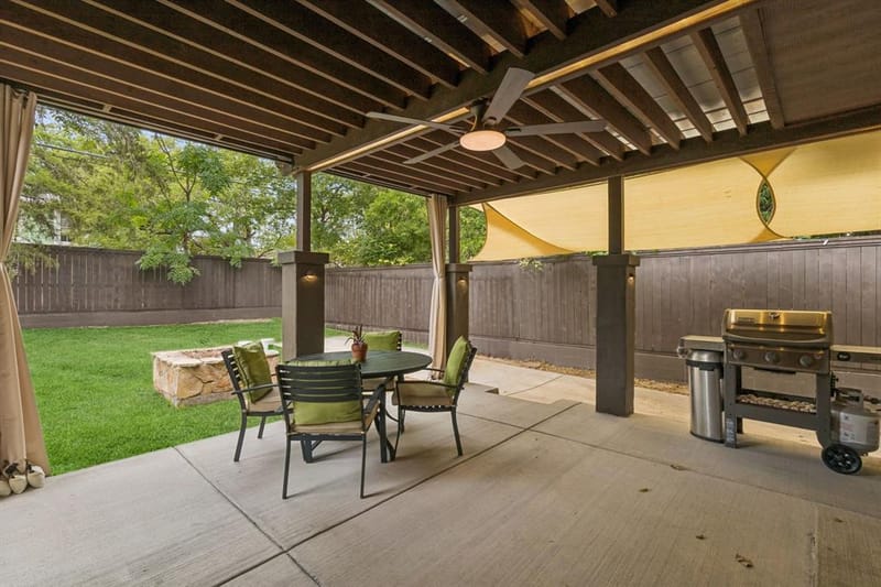 1011 Woodlawn Avenue, Dallas TX 75208 - Photo 25