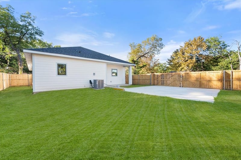 1100 E Collin Street, Corsicana TX 75110 - Photo 22