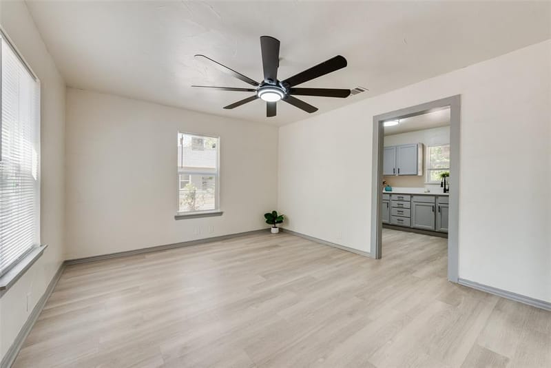 5304 Notre Dame Avenue, River Oaks TX 76114 - Photo 6