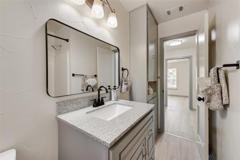 5304 Notre Dame Avenue, River Oaks TX 76114 - Photo 17