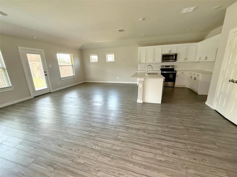 104 Tioga Circle, Waxahachie TX 75165 - Photo 9