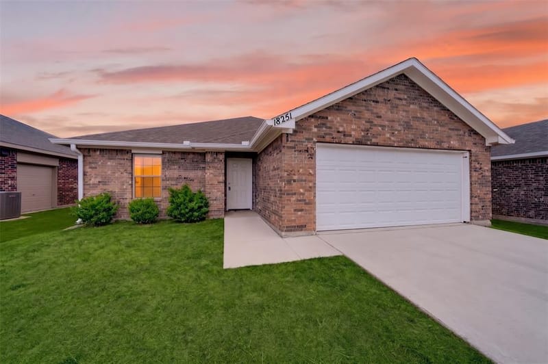18251 County Road 4001, Mabank TX 75147