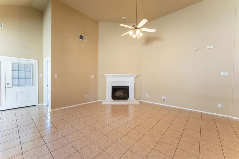 857 Rio Bravo Drive, Fort Worth TX 76052 - Photo 16