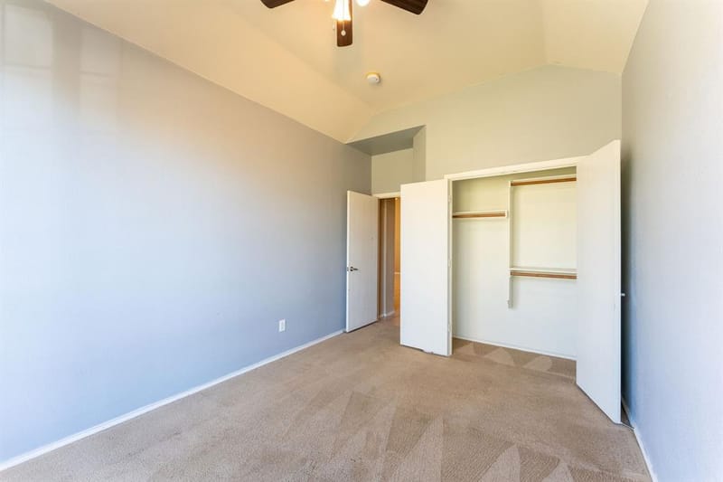 857 Rio Bravo Drive, Fort Worth TX 76052 - Photo 9