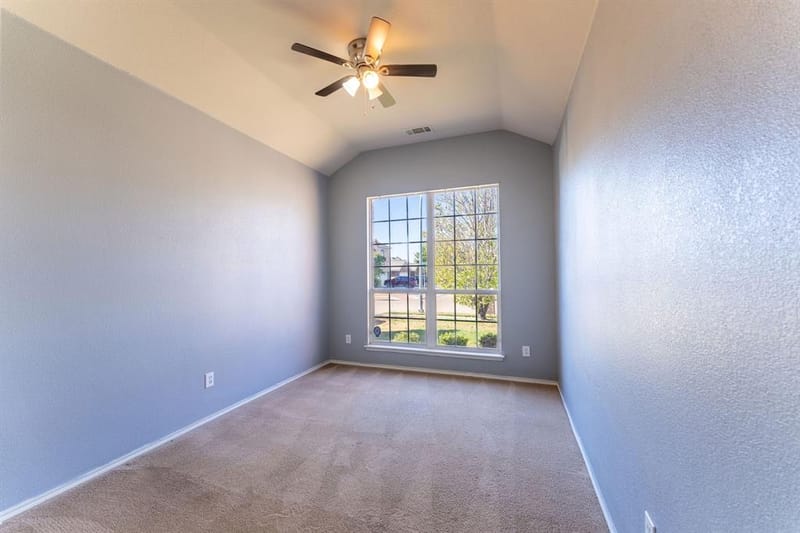 857 Rio Bravo Drive, Fort Worth TX 76052 - Photo 10