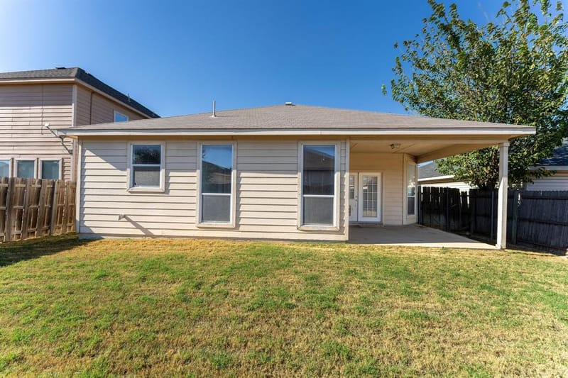 857 Rio Bravo Drive, Fort Worth TX 76052 - Photo 31