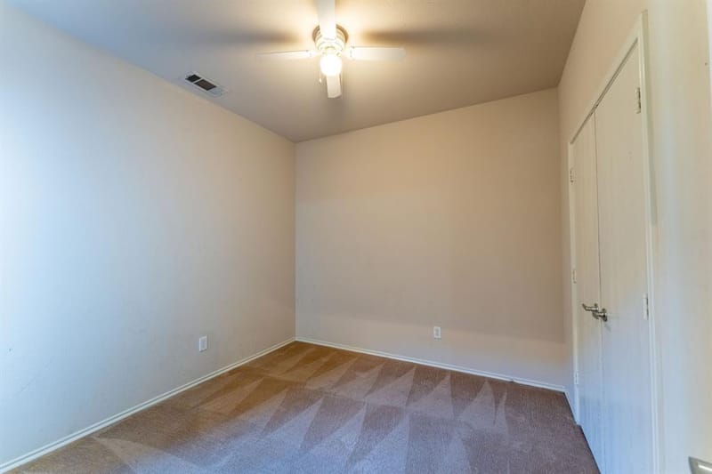 857 Rio Bravo Drive, Fort Worth TX 76052 - Photo 8