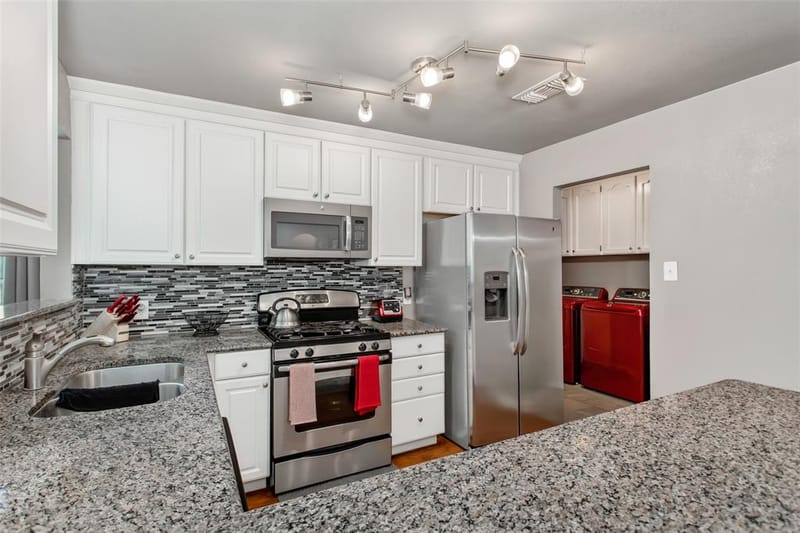 2600 Quail Valley, Irving TX 75060 - Photo 14